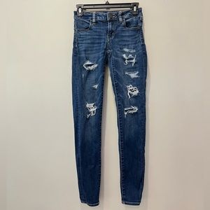 High Waisted Ripped Jeans/Jegging